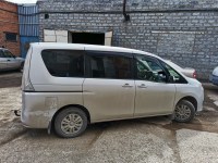 Nissan Serena 10-16 обычный бамперVst50_1259